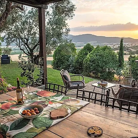 Hotel A Luxury Country On The Board Of Umbria And Tuscany With Air Condition 2*