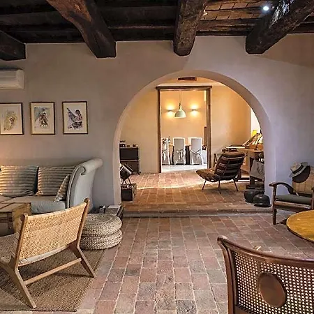 A Luxury Country On The Board Of Umbria And Tuscany With Air Condition Magione