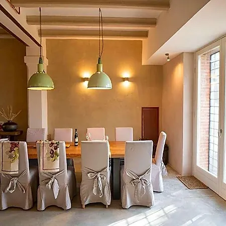 A Luxury Country On The Board Of Umbria And Tuscany With Air Condition 2*