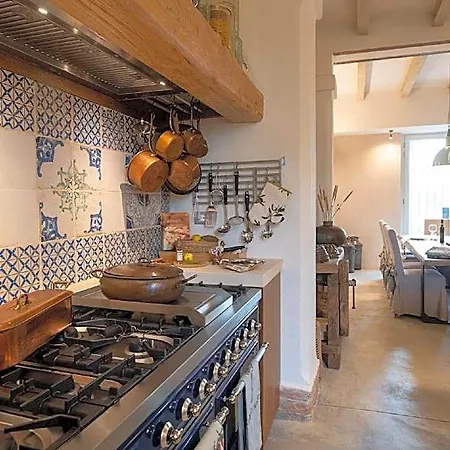A Luxury Country On The Board Of Umbria And Tuscany With Air Condition Hotel Magione
