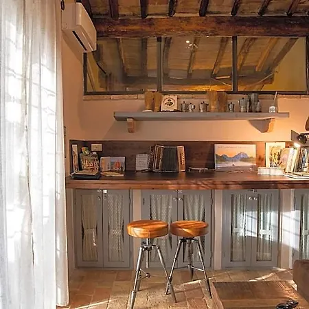 A Luxury Country On The Board Of Umbria And Tuscany With Air Condition Hotel