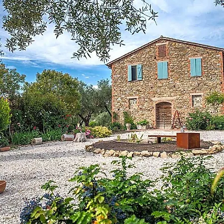 A Luxury Country On The Board Of Umbria And Tuscany With Air Condition