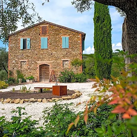 Hotel A Luxury Country On The Board Of Umbria And Tuscany With Air Condition 2*