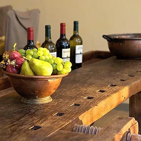 Hotel A Luxury Country On The Board Of Umbria And Tuscany With Air Condition